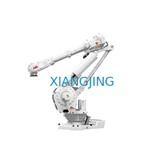 Lengan robot industri 6 sumbu bekas ABB IRB 6660 digunakan sebagai lengan robot pemotong