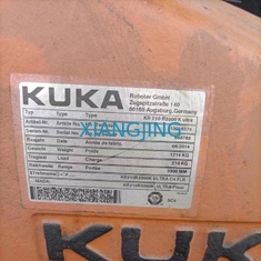 KUKA KR210 R3300 EKSTRA Lengan Robot Industri Bekas Untuk Penanganan Material