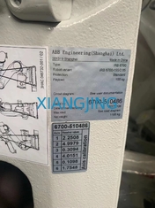 Robot ABB bekas 6700-15R5/2.85 Dengan kabinet Ajarkan Liontin Robot ABB Bekas