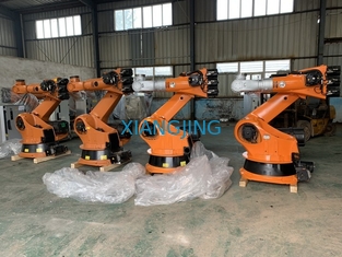 KUKA KR 240 R3330 Robot Industri Otomatis Bekas Untuk Penanganan Paletisasi
