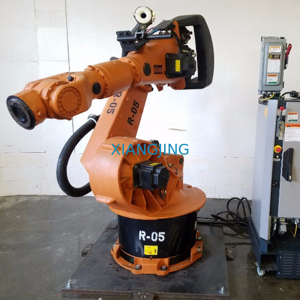 KR 60-3 6 Axis Digunakan Lengan Robot Kuka 60 Kg Payload 2033 Jangkauan Untuk Pengelasan