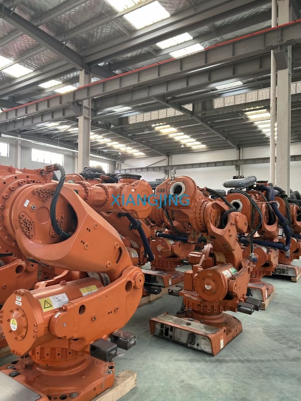 IRB 6700 Menggunakan Lengan Robot 2. Lengan Robot Jangkauan 6m Untuk Memilih Dan Menempatkan
