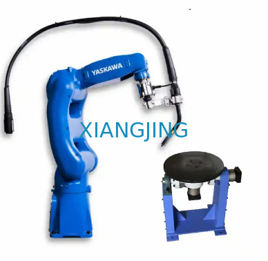 AR700 Industrial 6 Axis Menggunakan Lengan Robot Yaskawa Dengan Mesin Las Dan Obor Las Mig