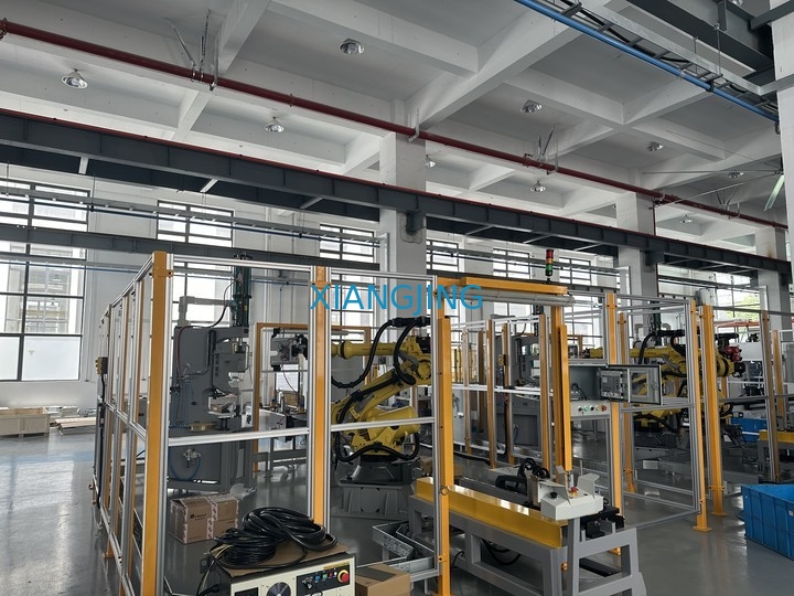 Lengan Robot Pengelasan Industri M-2000iA 6 Axis Untuk lengan robot tangan kedua Fanuc
