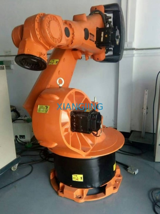 KR 210 R2700 EXTRA Robot Kuka Digunakan Untuk Pick And Place Second Hand Robot